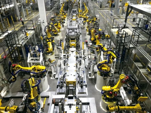 摇橹船科技助力问界遥遥领先